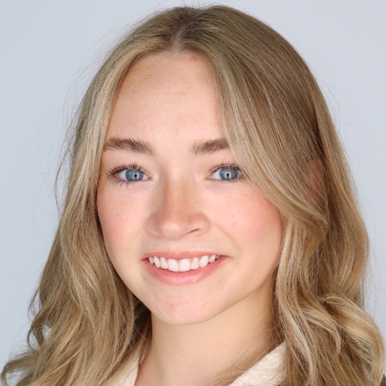 Sarah Headshot